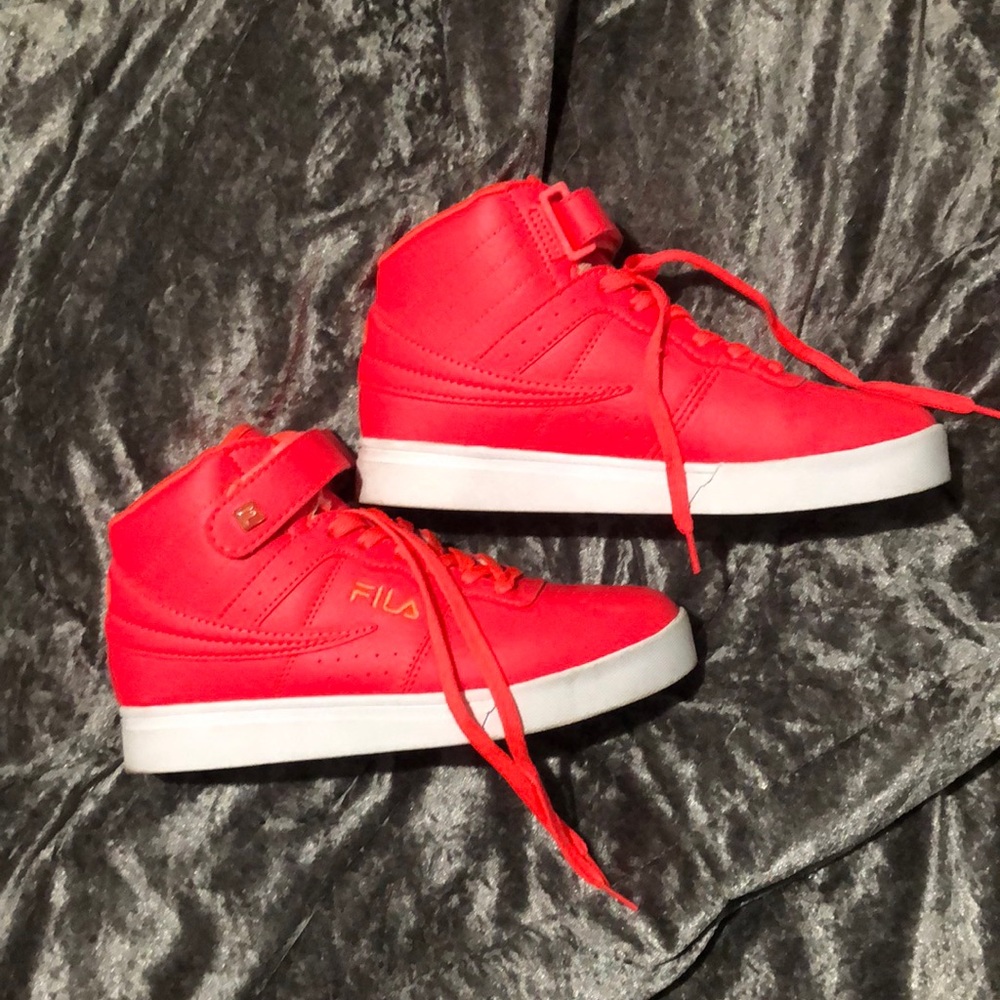 Bright Neon pink/orange Fila sneakers women’s size 8 straps and laces